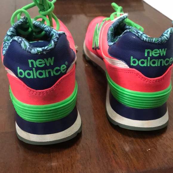 New Balance - Picture 2 of 5